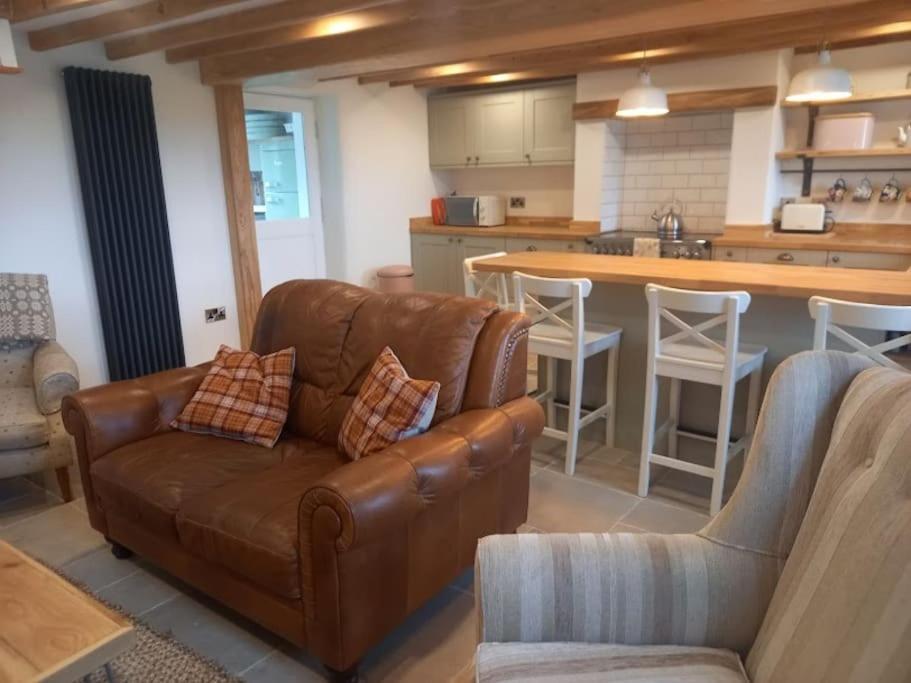 Cosy 2 Bed Cottage Between Snowdonia And The Sea Llandegai Εξωτερικό φωτογραφία